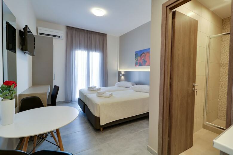 Athens Comfort Suites & Apartments