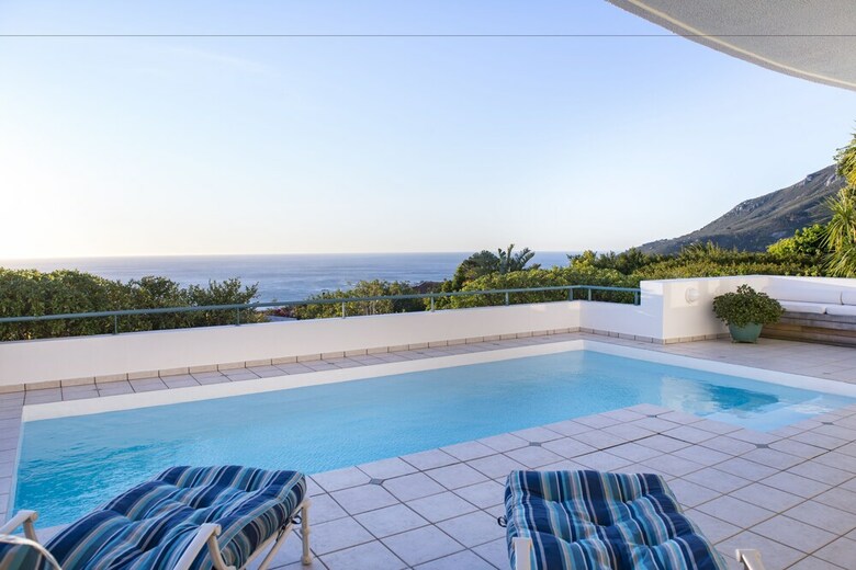 Villa Bay Reflections - Luxury Serviced Apartments