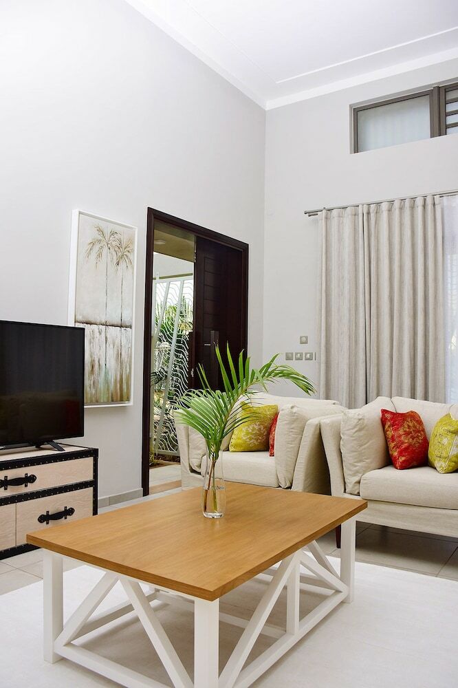 Villa Royal Park Resorts
