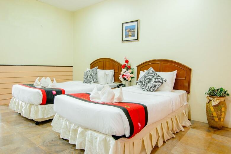 Hotel Goldenland Resort