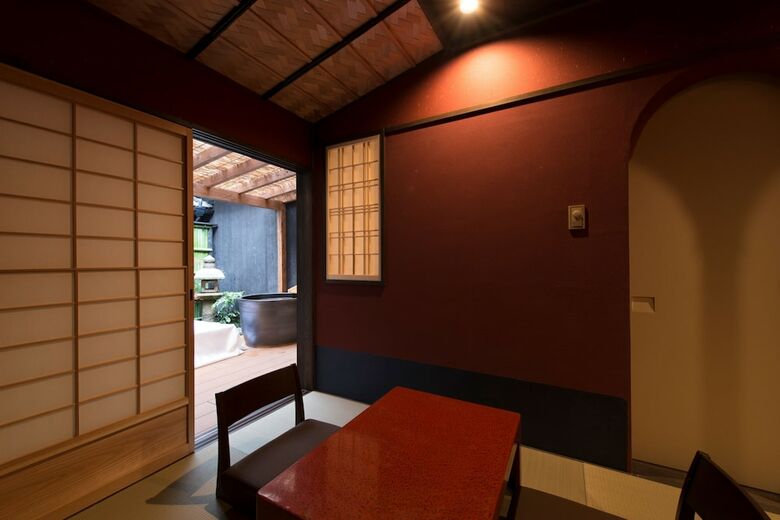 Hotel Oku Kamishichiken
