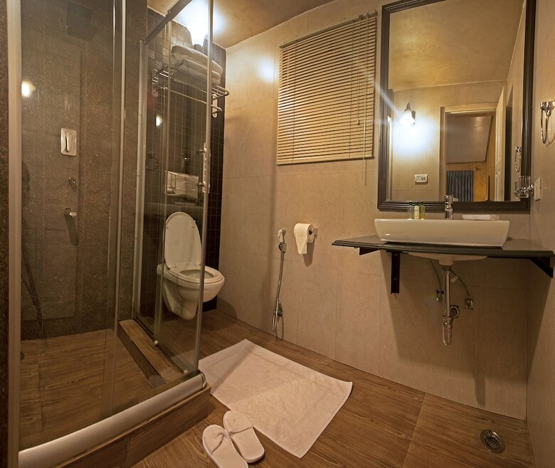 Nedous Hotel