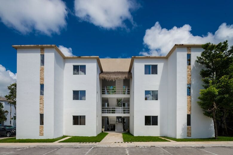 Apartamentos Your Home