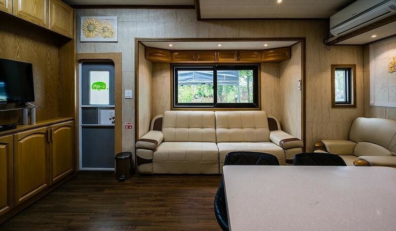 Caravan Bay Camping - Caravan Park
