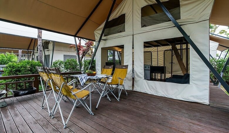 Caravan Bay Camping - Caravan Park
