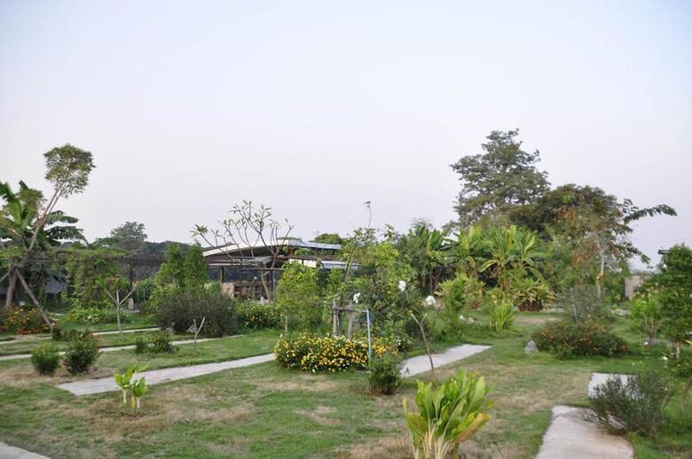 Heyday Singburi Hotel