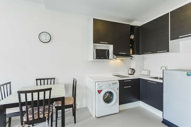 Condo In Karon In Chic Condo (Unit B603)