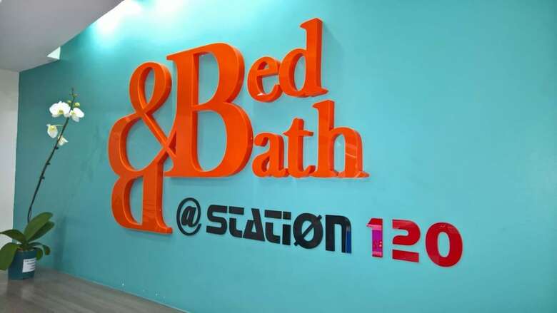 Hotel Bed And Bath At Station 120