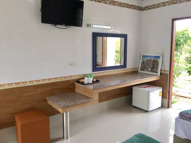 Hotel Bualuang Boutique Resort