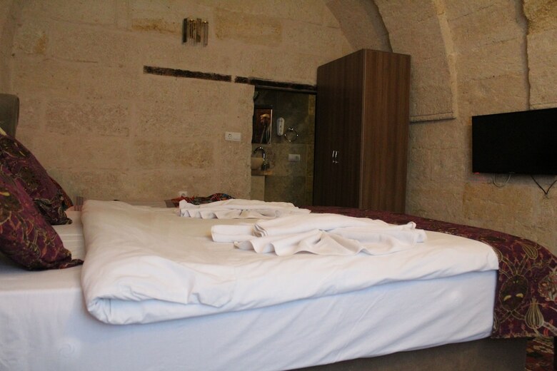Sandik Cave Hotel