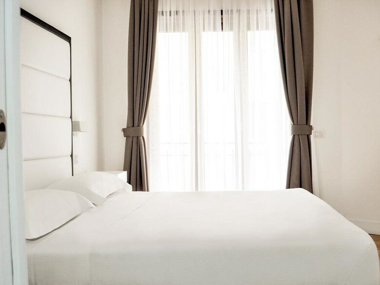 Apartamento LHP Suite Chiaia