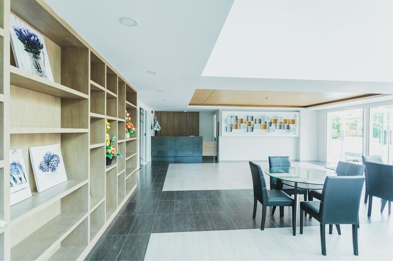 Condo In Kata In Ozone - A519