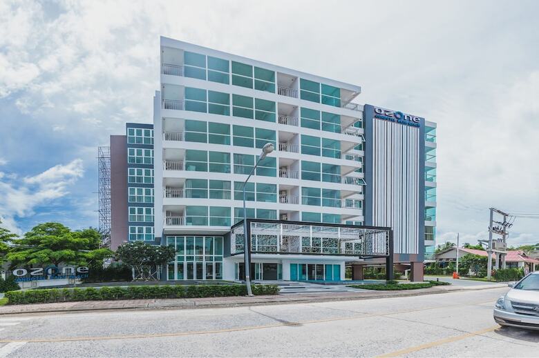 Condo In Kata In Ozone - Unit A606