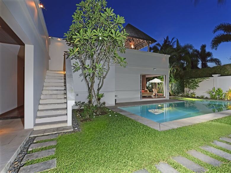 Villa In Bangtao In Richmond - Villa 112