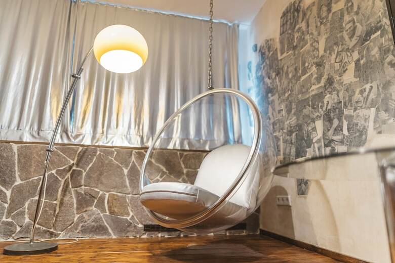 18arts Hotel