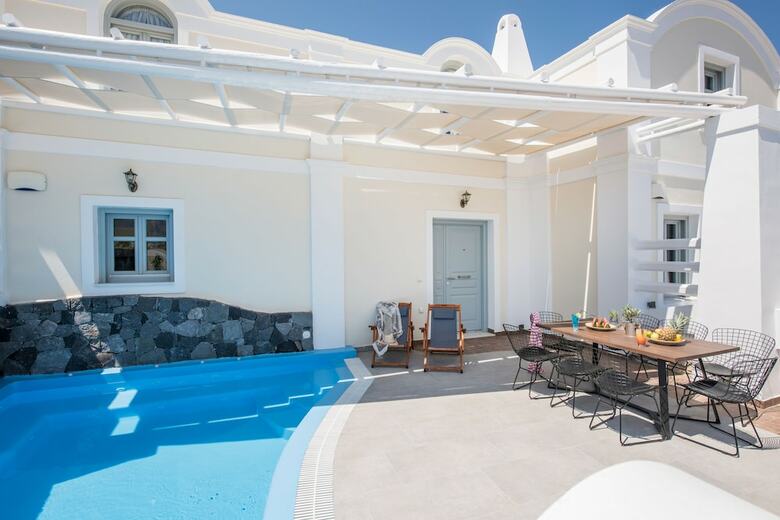 Villa Secret Earth Santorini