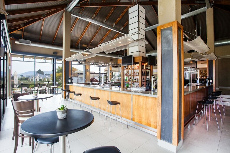Pearl Valley Hotel By Mantis