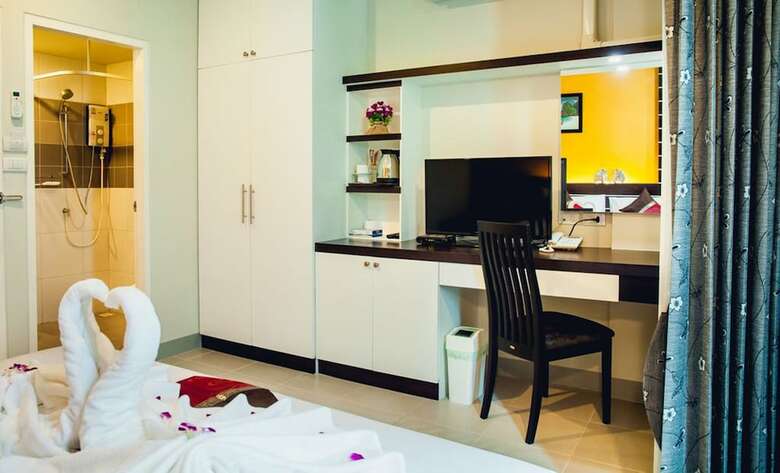 Hotel Chalong Boutique Inn