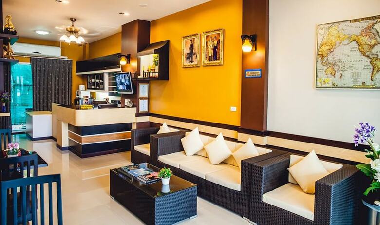 Hotel Chalong Boutique Inn