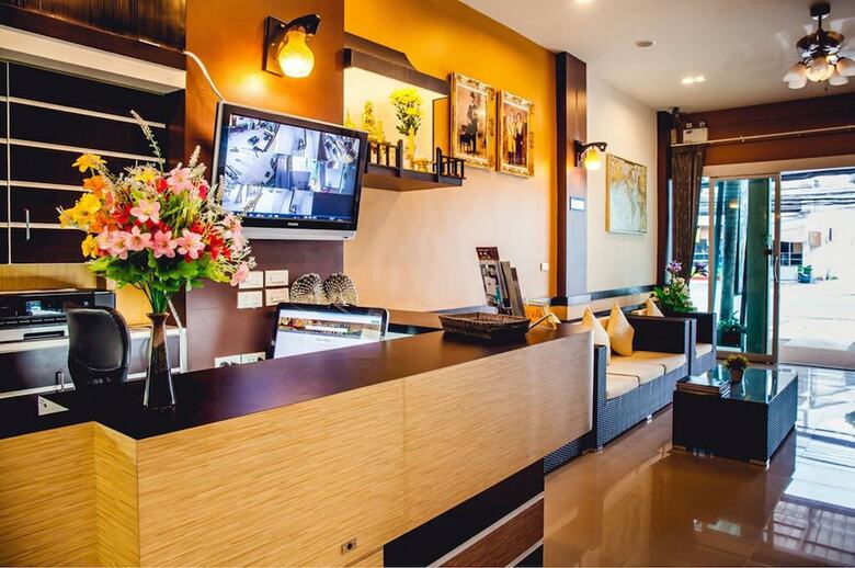 Hotel Chalong Boutique Inn