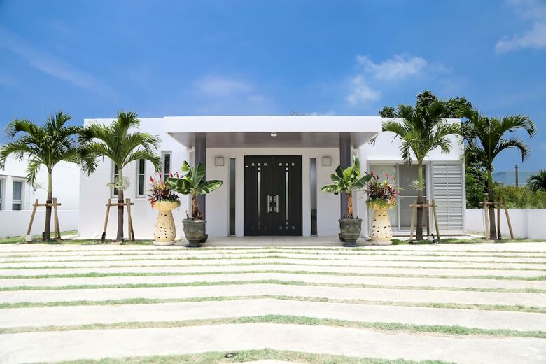 Palm Villa Ishigakijima Igusa