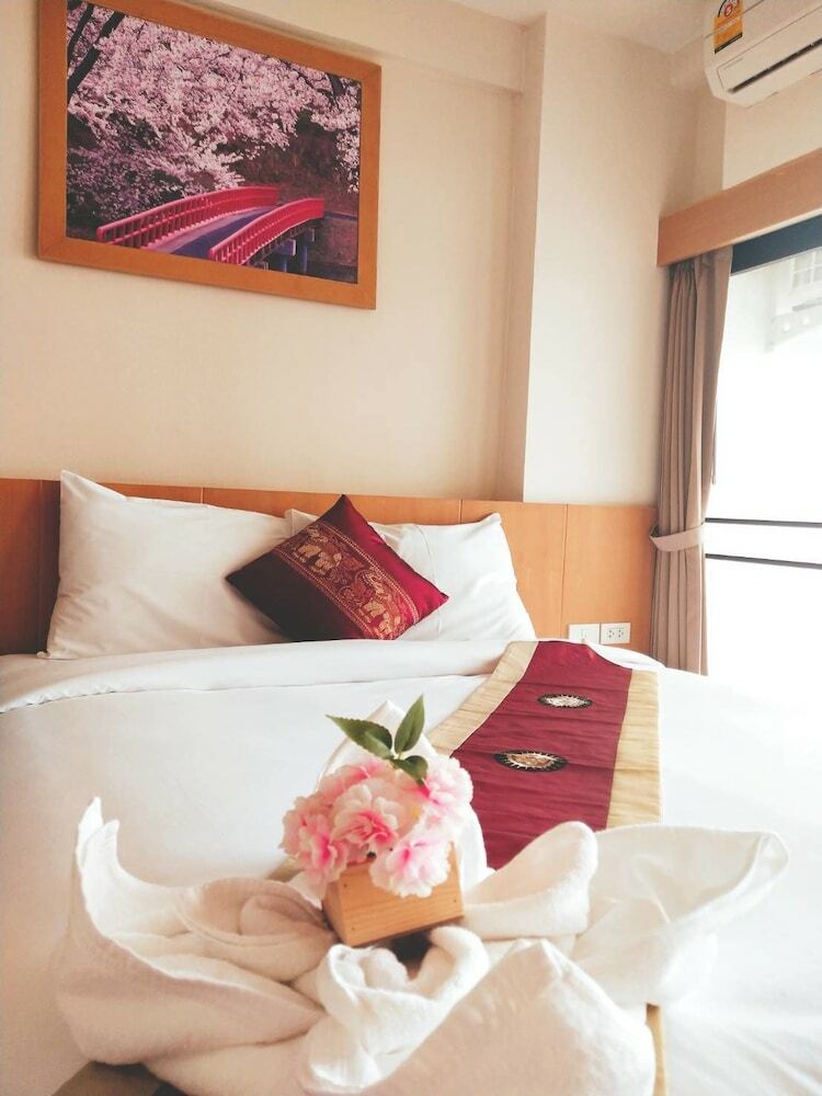 Sakura Boutique Hotel And Residence