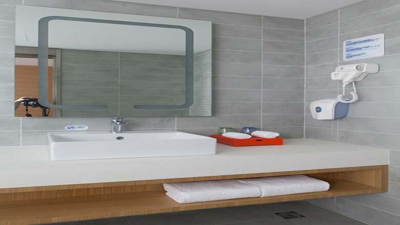Hotel Holiday Inn Express Chengdu Airport Zone