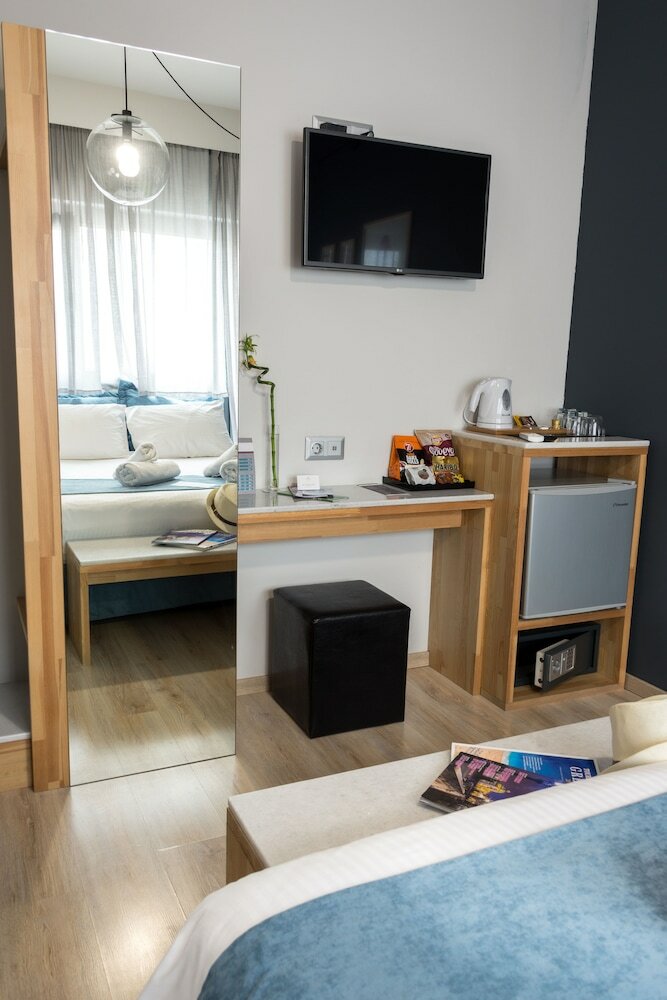 Hotel Be My Guest Athens