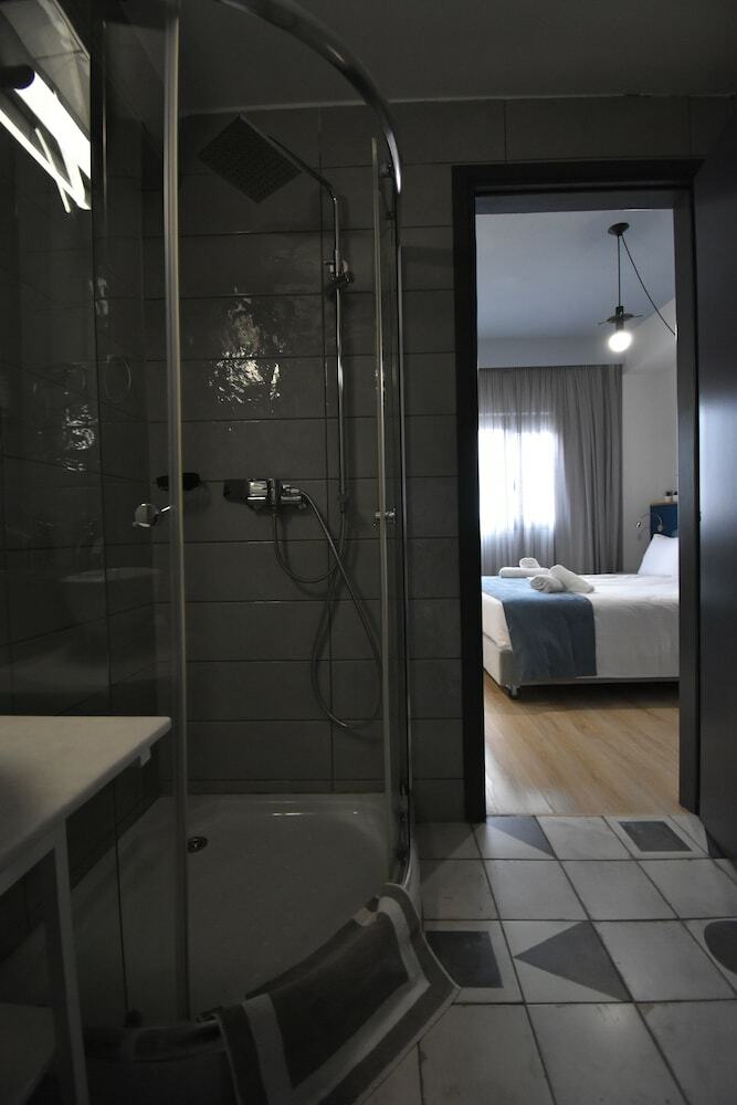 Hotel Be My Guest Athens