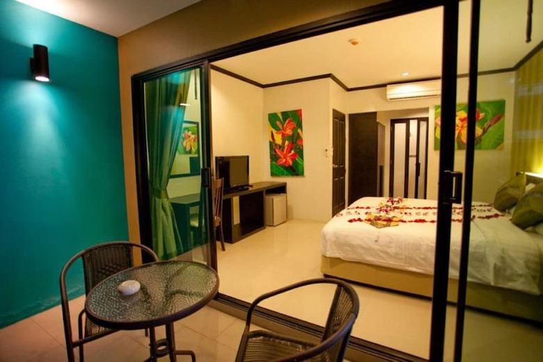 Kata Green Beach Hotel