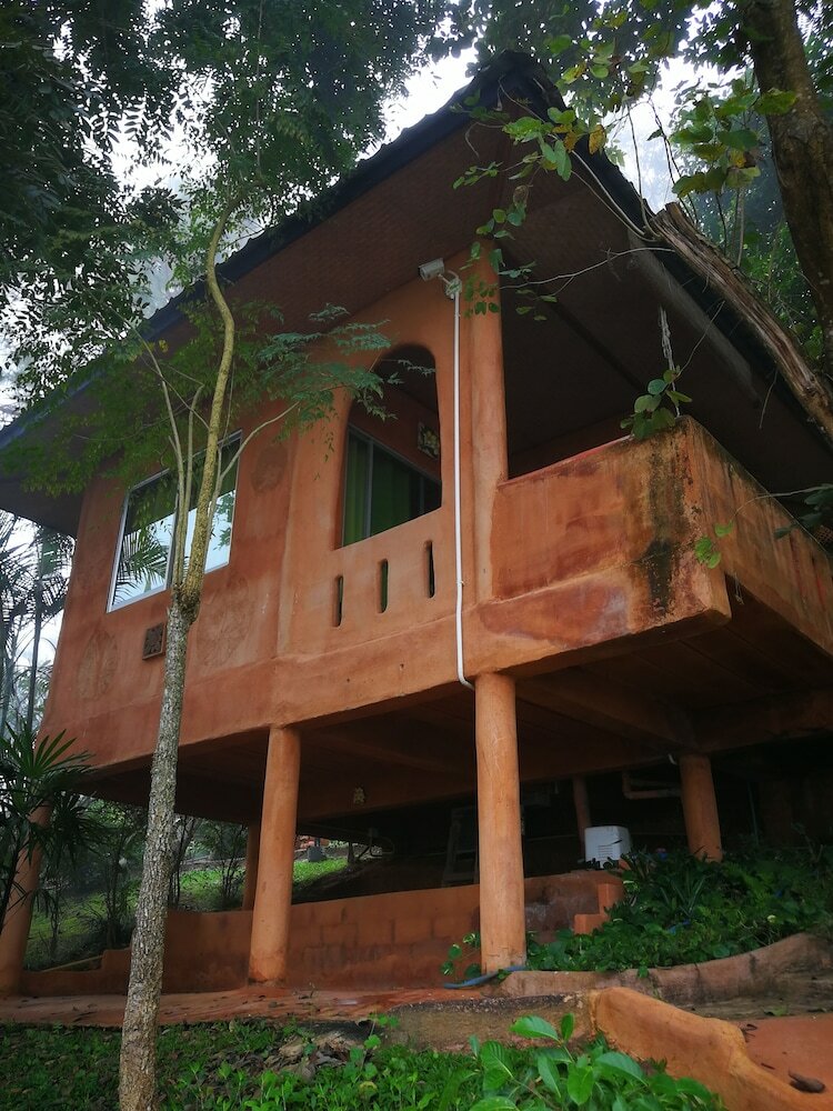 Hotel Baan Chom Fah