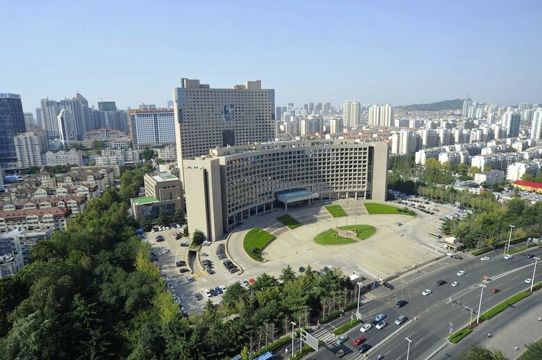 Qingdao Housing International Hotel