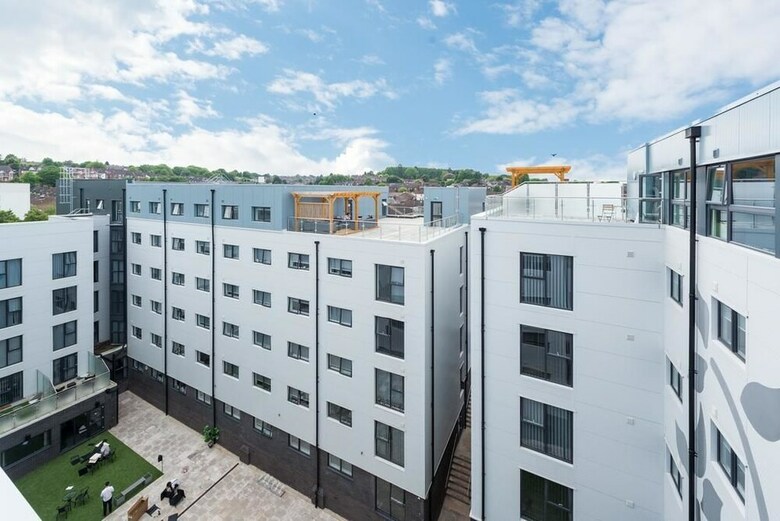 Spi Castle Apartments