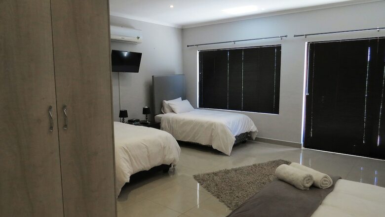 Apartamentos 21 Klein Karoo Street