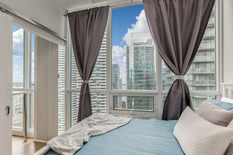 Applewood Suites - Financial District