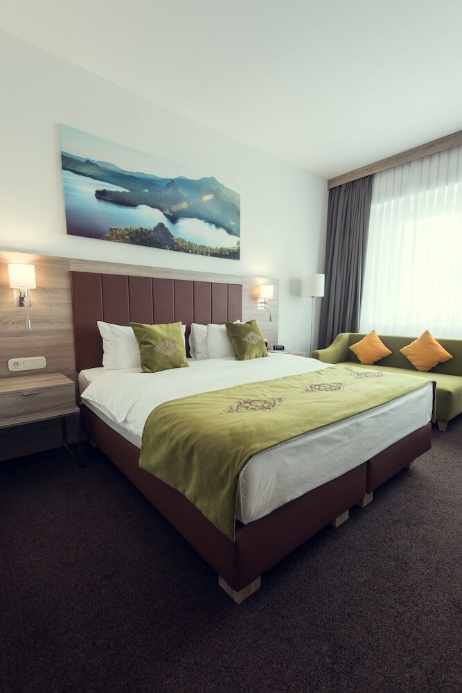 Hotel Wyndham Garden Astana