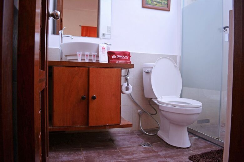 Hotel Zen Rooms Manalo St.