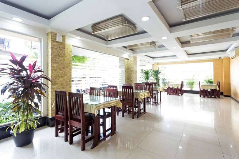 Hotel Reddoorz Near Citraland Mall