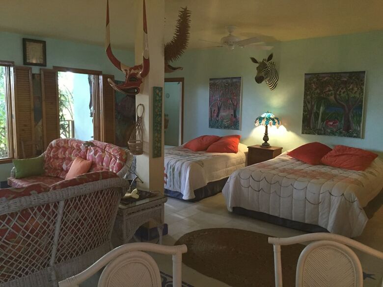 Bed & Breakfast Suites La Colline