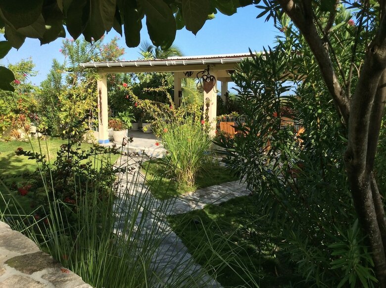 Bed & Breakfast Suites La Colline