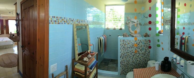 Bed & Breakfast Suites La Colline