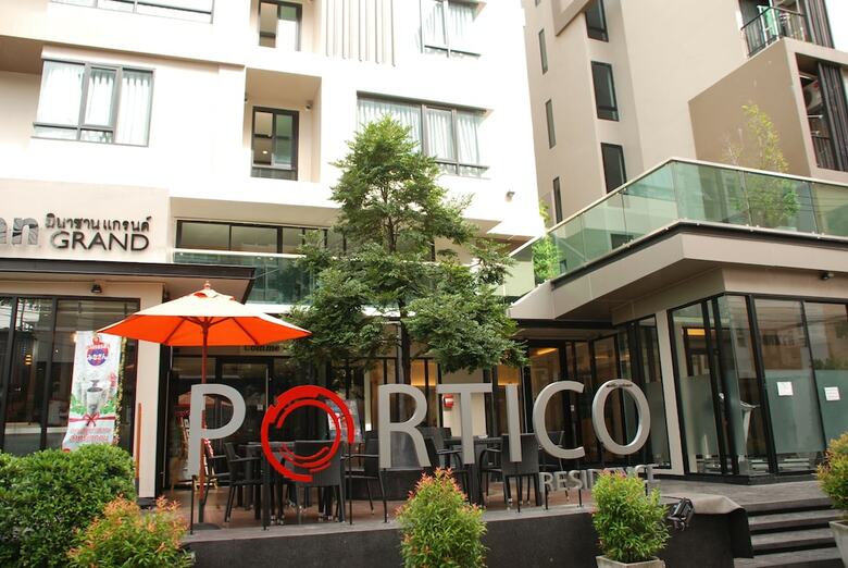 Hotel Portico Residence