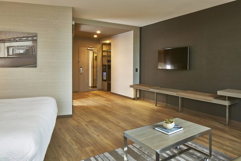 AC Hotel By Marriott Columbus Dublin