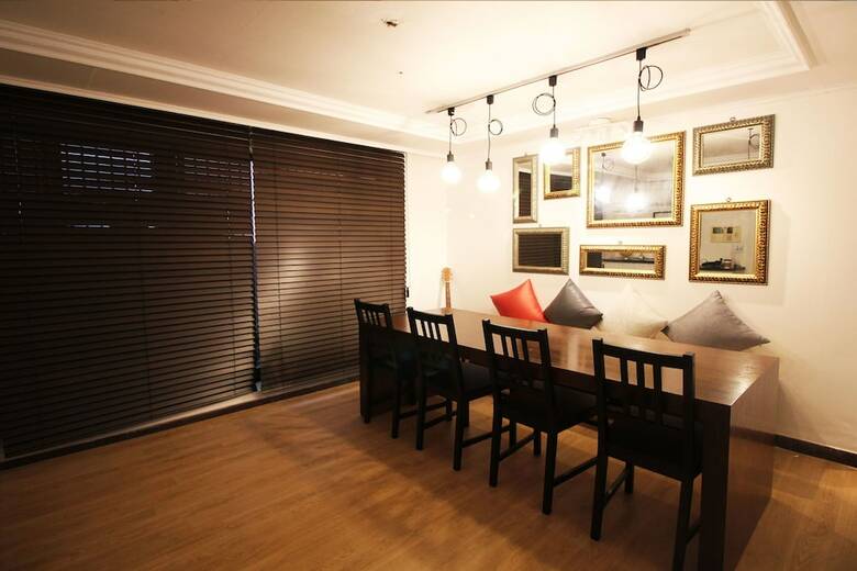 Hostal Mtt Guest House - Hostel