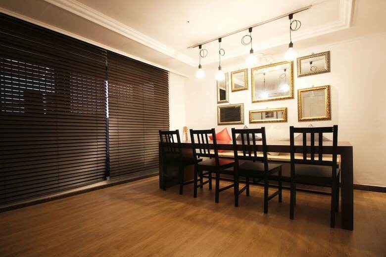 Hostal Mtt Guest House - Hostel