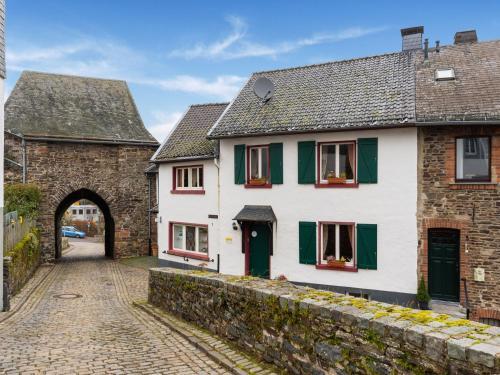 Beautiful Apartment In Reifferscheid With Wellness Oasis
