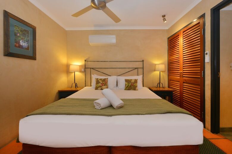 Seascape Apartments At Villa San Michele