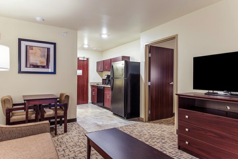 Cobblestone Hotel & Suites - Gering/scottsbluff