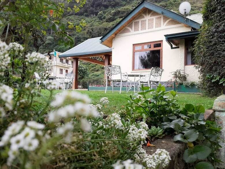 Tea Bush Hotel - Nuwara Eliya