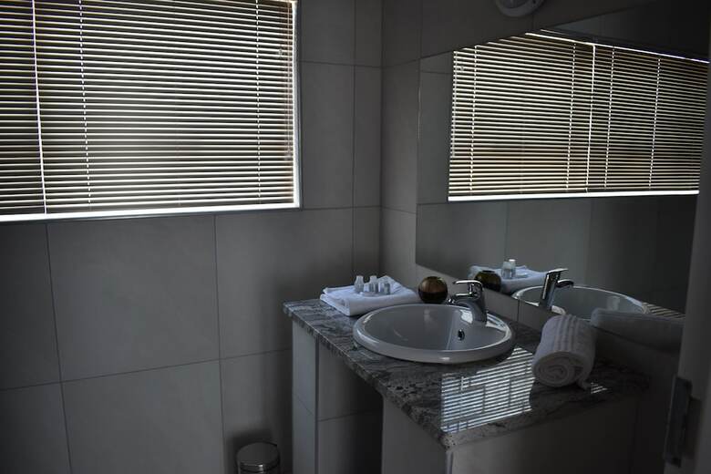 Hotel Goedgedacth Guest Rooms